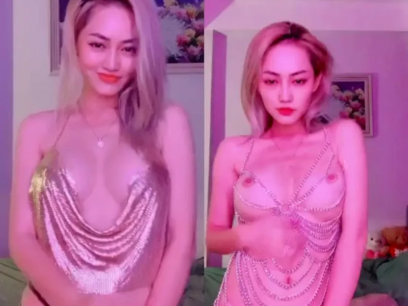 Em ngọc hà vú ngon dam dang móc lồn p1