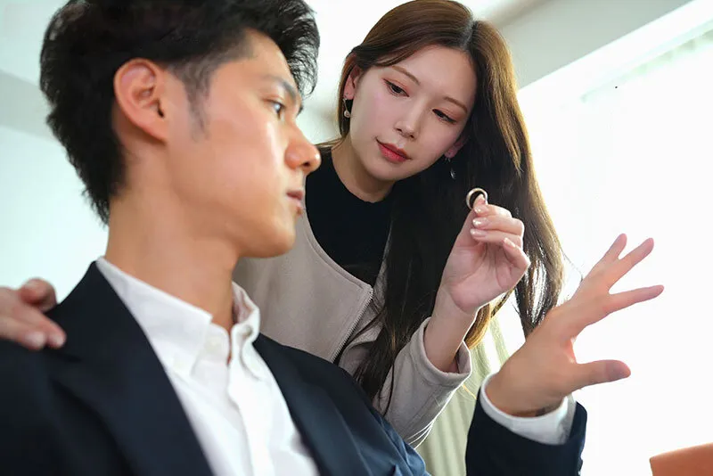 Bà xã đi đi giã ngoại, ông xã ở nhà bị nhỏ em bà xã gạ xxx không trượt phát nào